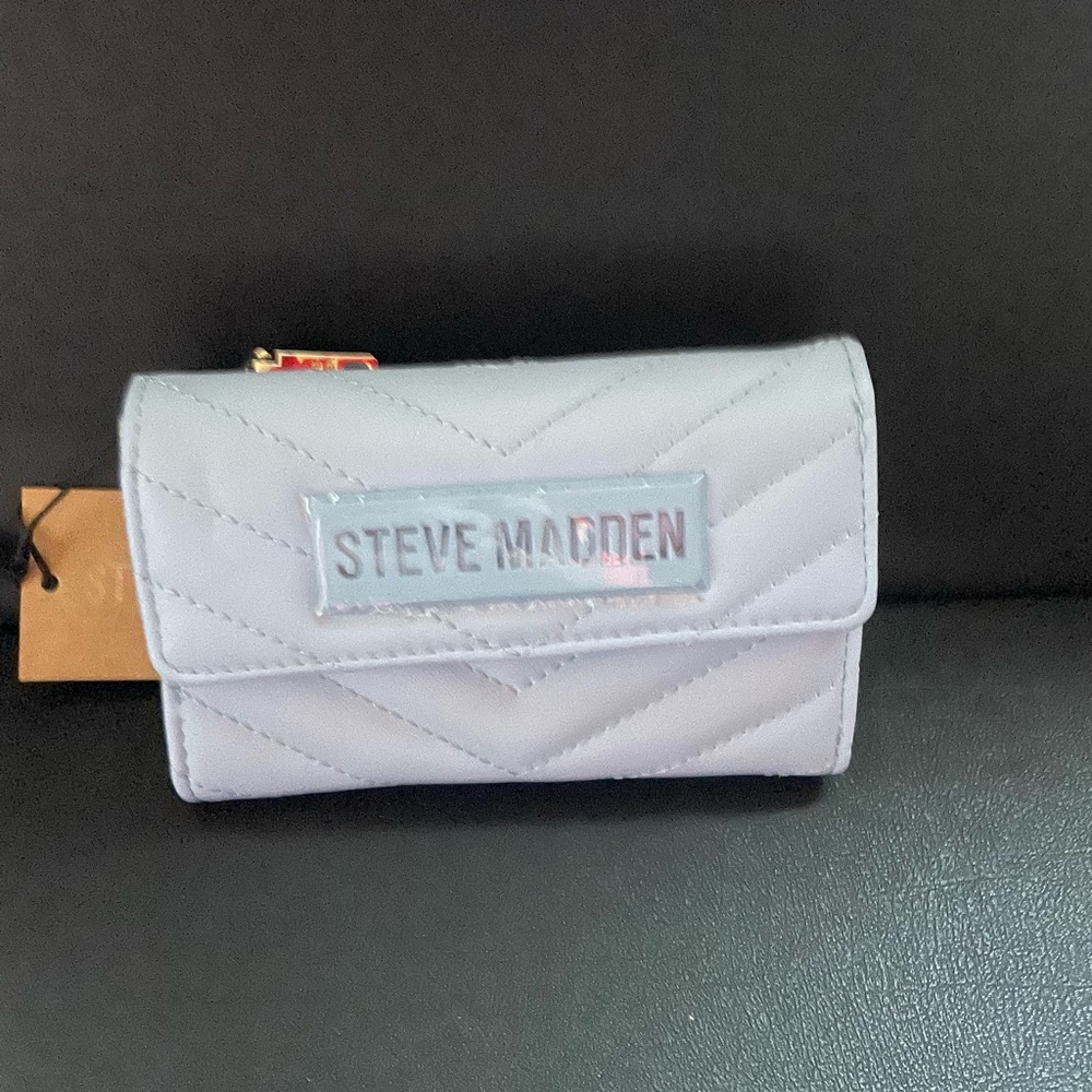 Steve Madden blue wallet